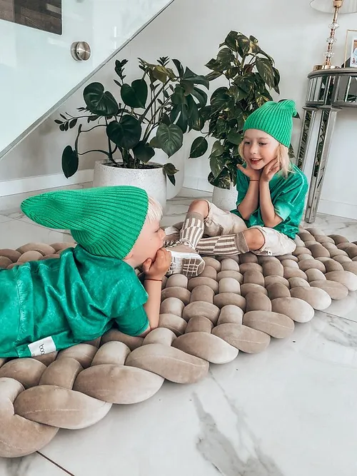 mata_welurowa_lupinno3.webp Måtte madras legemåtte af vævet velour